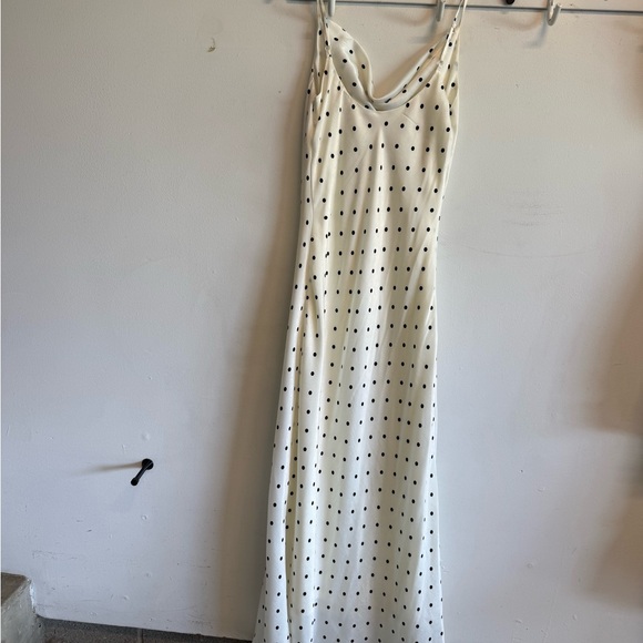 Elegant White Polka Dot Dress - Picture 2 of 3